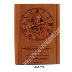 RELOJ DE MADERA