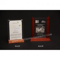 GALVANO EN ACRILICO BASE...