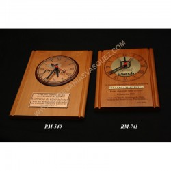 RELOJ MURAL MADERA Y PLACA...